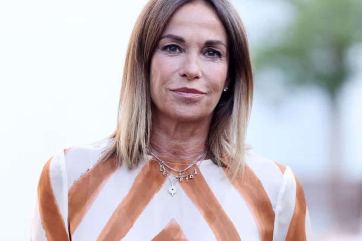 look di cristina parodi elegante e semplice da copiare